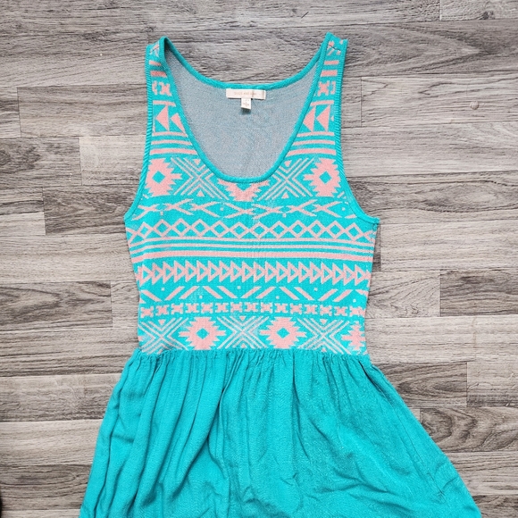 Skies are Blue Women's Print Midi Dress - Picture 5 of 5